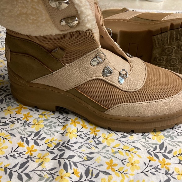 Tan ankle boots size 8 - Picture 4 of 7